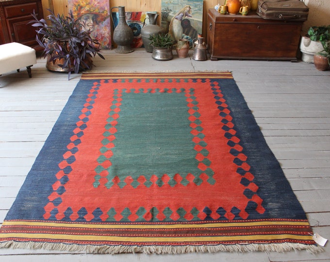 4'9"x7'2 Vintage Turkish Kilim Rug, Ethnic Bergama Kilim, Bohemian Handwoven Modern Design Kilim, Red-blue-green kilim , Turkish Area Kilim