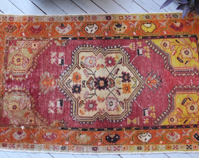 Vintage   Turkish Rug, Ethnic Tribal Oriental Carpet, Red Vintage Oushak Carpet