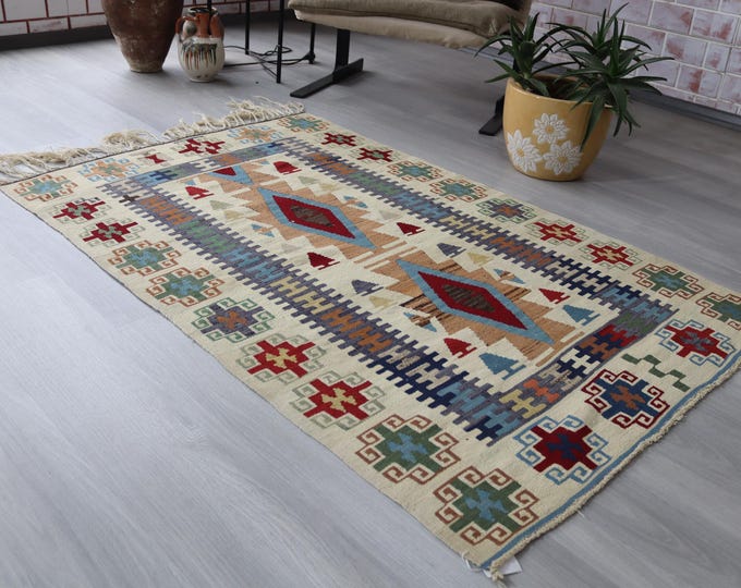 3'3"x5' Vintage Bohemian Ethnic Kilim Rug, Tribal Handwoven Wool Kilim