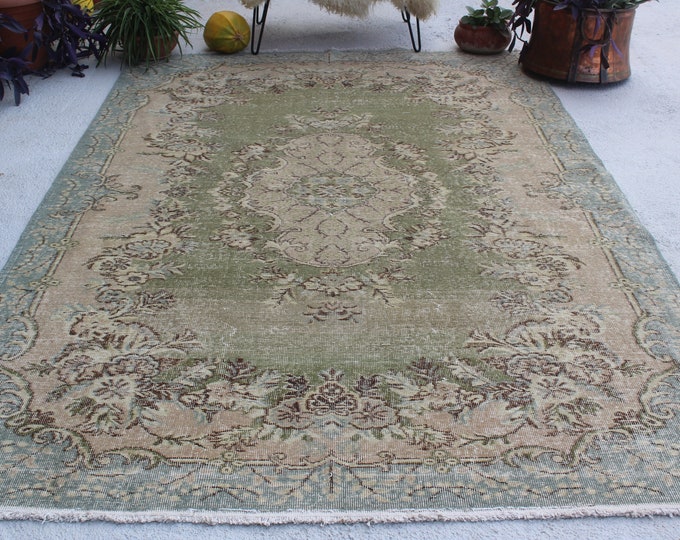 6'5"x9'8" ft Vintage OUSHAK Rug, Large Anatolian Rug, Vintage Turkish Rug, Large Area Rug, Green Medallion Rug, Green Area Rug