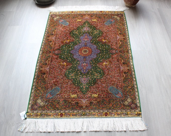 Small Silk Rug2'6''x4' Oriental Silk Rug, Medallion Silk Rug , Purple,Green and Terra Cotta Silk Rug /  B-1808 / 80x120 cm