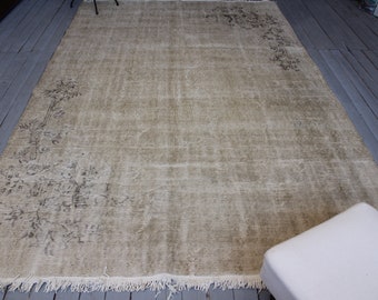 6'4"x10'1" ft Vintage Distressed Low Piled Turkish Oushak Rug, Modern Rug With Floral Design