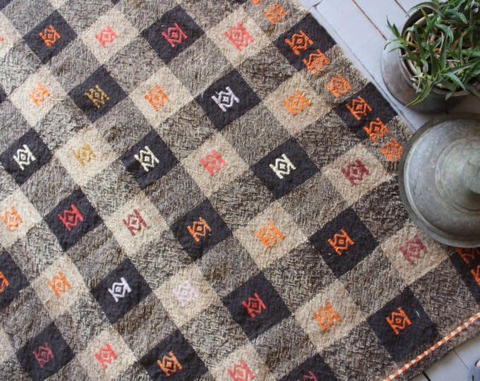 4'9"x 10'4" ft  Vintage Turkish Kilim Rug, Brown-Beige Plaid Kilim, Anatolian Kilim Rug