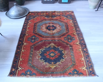 3'4"x5' ft  Vintage Anatolian Rug, Small Vintage Rug, Small Turkish Rug, Small Area Rug, Ethnic Rug, Bohemian Red Rug,
