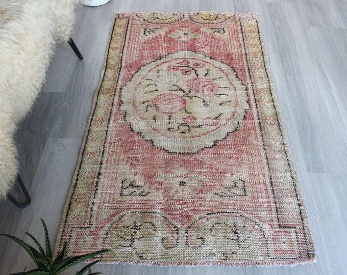 Small Rose Design Rug, Vintage Floral Rug , Small Floral Rug / B-1709 / 2'6"x4'6"