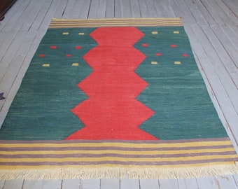 4'3"x5'5" Vintage Turkish Kilim, Handwoven  Kilim, Ethnic Bohemian Wool Kilim Rug