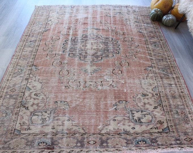 Vintage Pale Rust Colour Rug, Vintage Area Rug, Large Turkish Rug, Medallion Rug, Distressed Rug, Low Piled Rug / B-1329 / 6'2"x7'8" feet