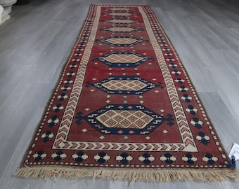 Vintage Red Runner 2'8''x10'3'' , Handwoven Geometric Medallion Wool Rug Runner / B-1322 / 85x314 cm