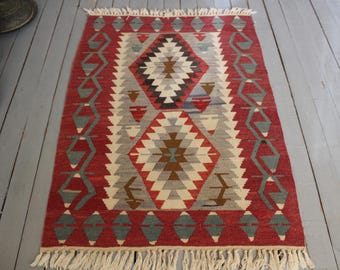 3'x4' Bohemian Ethnic Handwoven Wool Small Kilim Rug, Decorative entry,bedroom kilim