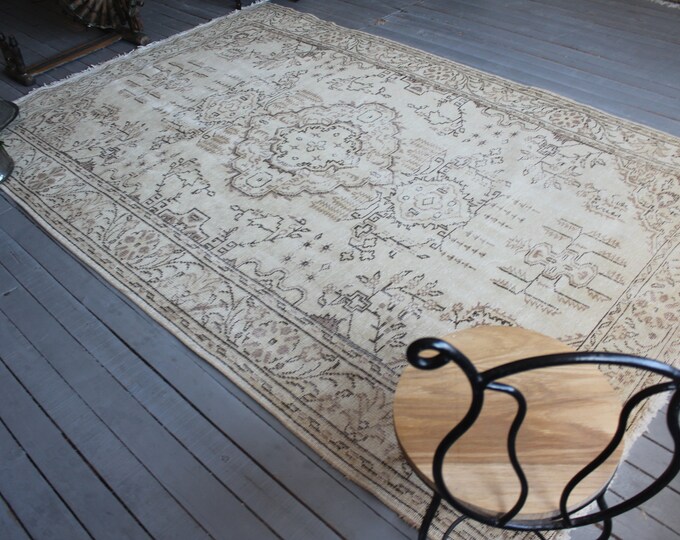 6'4"x9'8" ft  OUSHAK Area Rug, Vintage  Beige Turkish Rug, Bohemian Rug, Distressed Beige Oushak Rug