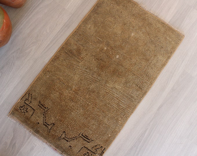 Pale Wool  Door Mat, Rug Door Mat, Vintage Rug Door Mat , Bohemian Rug Door Mat, Small Mute Rug, Small Turkish Rug / B-1653 / 1'5"x2'6"