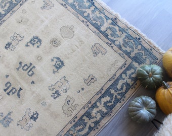 Beige Oushak Rug, Pale Blue- Beige Rug , Vintage Oushak Rug, Beige Area Rug, Vintage Turkish Rug,