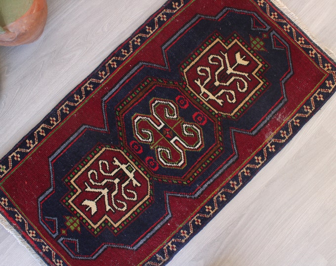 Ethnic Door Mat, Vintage Door Mat, Small Anatolian Rug, Small Ethnic Rug , Traditional Turkish Door Mat / B-1493 / 1'7"x3'2"