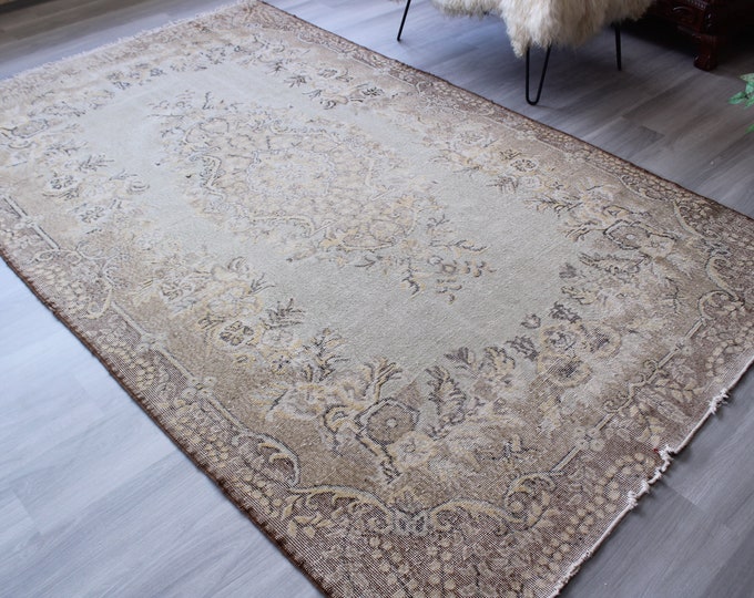 5'9"x9'5" ft Vintage OUSHAK Rug, Vintage Area Rug, Beige Oushak Rug, Beige Area Rug, Handwoven Beige Rug