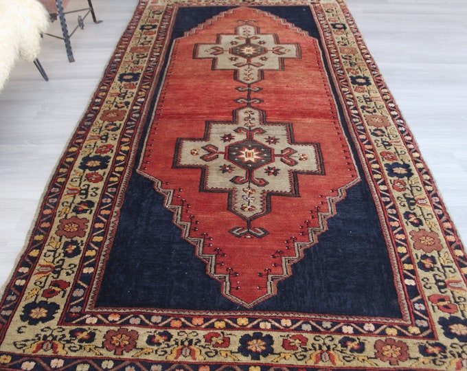 4'9"x9'5" ft   Vintage Rug, Vintage ANATOLIAN Rug, Ethnic Turkish Rug, Red-Blue Area Rug, Nomadic Handwoven Rug