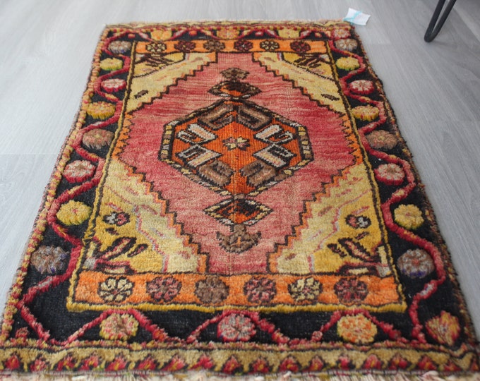 Ethnic Small Rug, Small Vintage Rug, Small Anatolian Rug, Small Turkish Rug, Vintage Small  Rug / B-1218 /  1'8"x3' ft