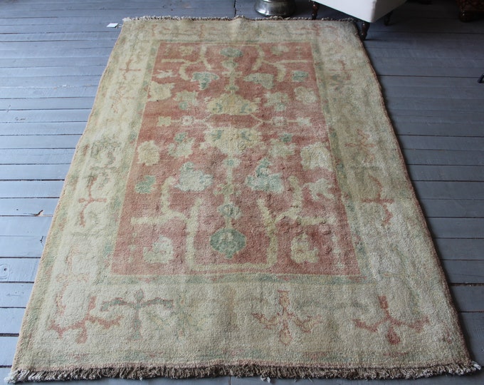 4'4"x6'8" ft Vintage OUSHAK Rug, Turkish Beige Area Rug, Handwoven Beige- Terra Cotta OUSHAK Rug