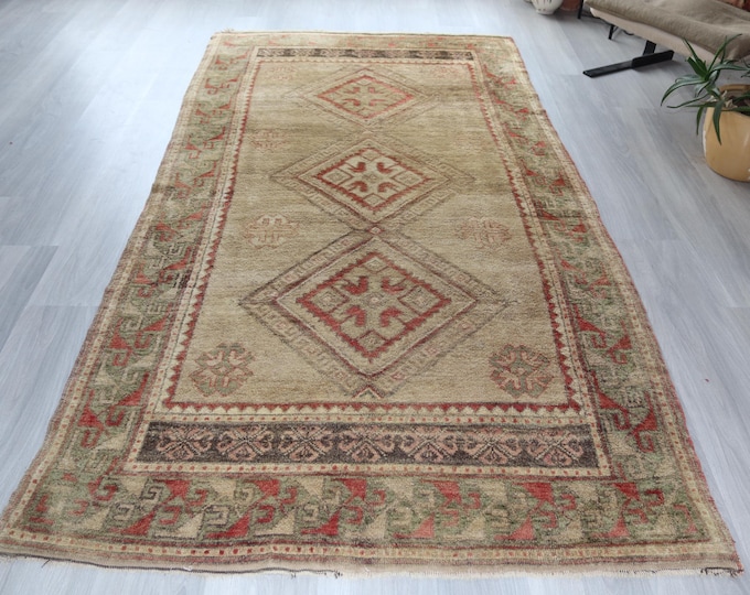 Vintage Konya Rug, 4'5"x8'6", Beige Wool Geometric Rug