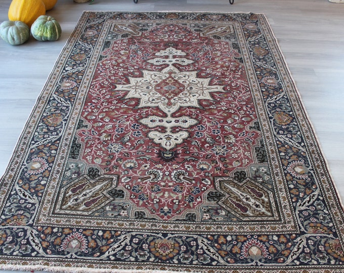 Vintage Rug,  Traditional Rug, Classic Design Medallion Rug , Bohemian Rug, Turkish Area Rug / B-1276