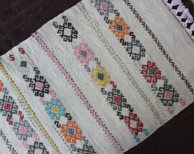 Ethnic Beige Rug, Small Vintage Kilim Rug , Ethnic Handwoven Door Mat / B-1815 / 2'2''x3'7''
