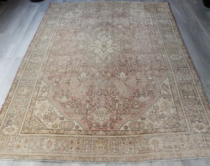 6'7"x9'4" ft    Vintage Oushak Rug, Vintage Turkish Rug, Large Oushak Rug, Turkish Oushak Rug, Pale Oushak Rug, Low Piled Area Rug / C-4339