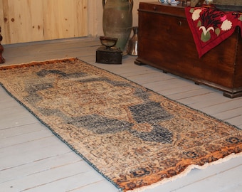 Vintage Turkish rug, small rug, runner, muted rug, vintage rug, madallion rug