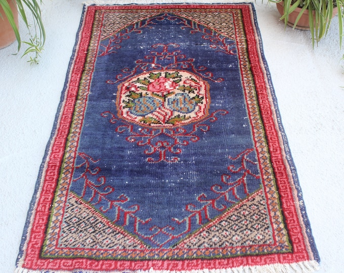 2'7"x5'6" ft Vintage Rug, Vintage Anatolian Rug, Vintage Turkish Rug, Blue-Red Rug, Floral Design Turkish Rug, Ethnic Rug, Small Area Rug