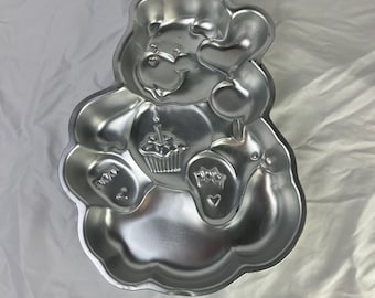 Vintage CareBears Cake pan - 1980s 80s Dish - Care Bears Cooking equipment Baking Pan - Cakes Kids Birthday Party 1990s - 90s Tin Metal