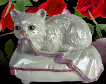 Vintage 1984 Music Box - Cat Figurine - 1980 - 80s ceramic musical box cats - Cat lover - Shiny Holographic porcelain like - dog dogs -