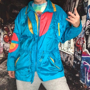 Nylon Blue Wind Breaker / British Mist / 80s - 90s 1980s - 1990s / Boho Hippie / Hip hop Rap Raver  / Wind Cheater Windcheater Jacket  Coat