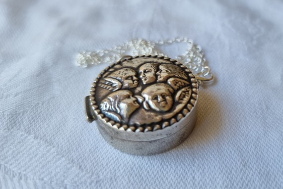 Solid Silver Locket Pill Box Repousse Edwardian S… - image 8