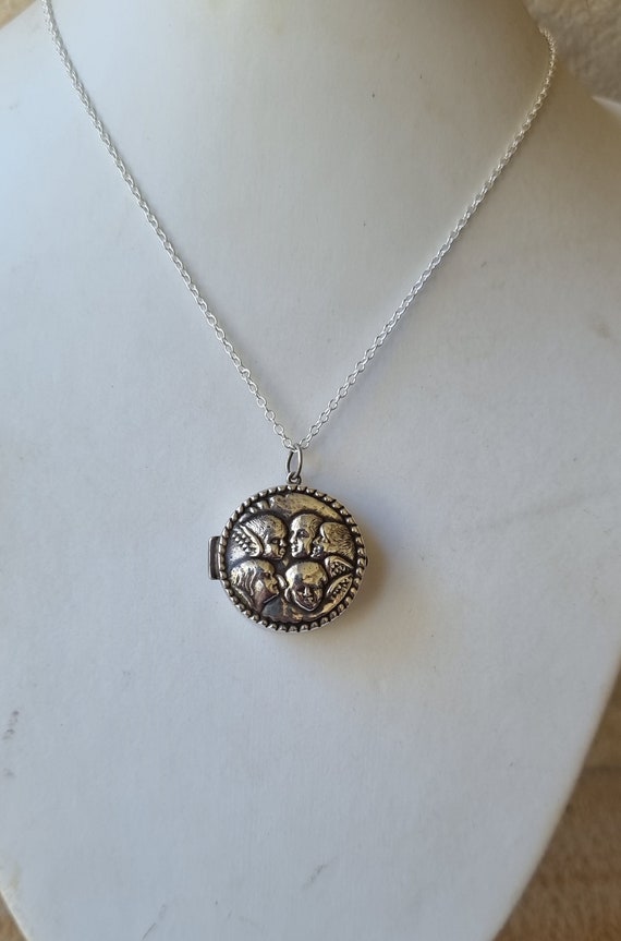 Solid Silver Locket Pill Box Repousse Edwardian S… - image 9