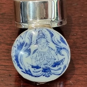 Vintage Chinese Blue and White Sterling Silver 925 and Porcelain Top Round Pill Box image 7