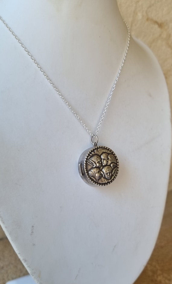 Solid Silver Locket Pill Box Repousse Edwardian S… - image 10