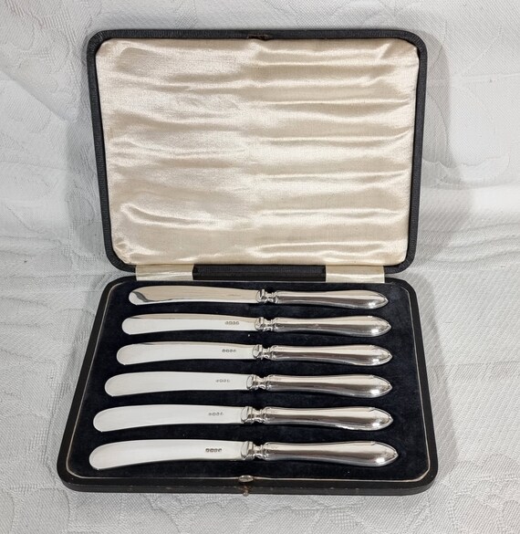 Case Knife Vs Butter Knife: The Ultimate Kitchen Tool Showdown