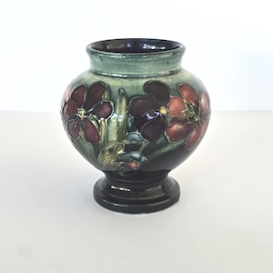 Vintage Moorcroft Mid Century Clematis Blue Green Background Footed Vase