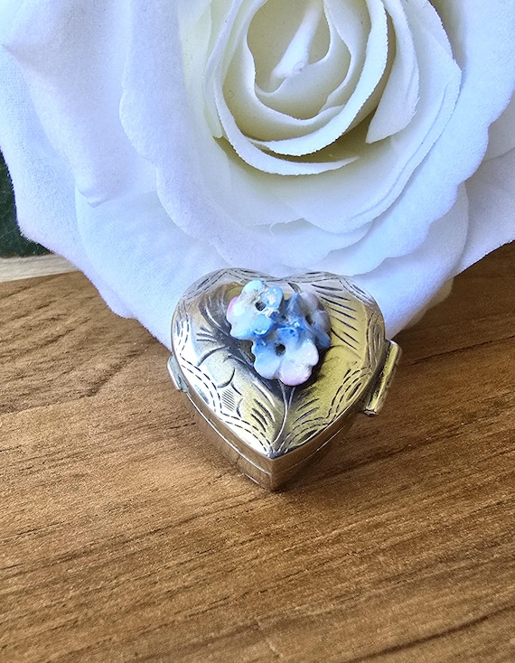 Pill Box Heart Shaped Sterling Silver Miniature Enamel Flower Posy Top London 1999