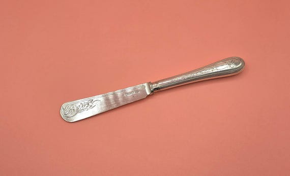 アンティーク ビクトリア朝 ホールマーク付き 純銀製 バターナイフ