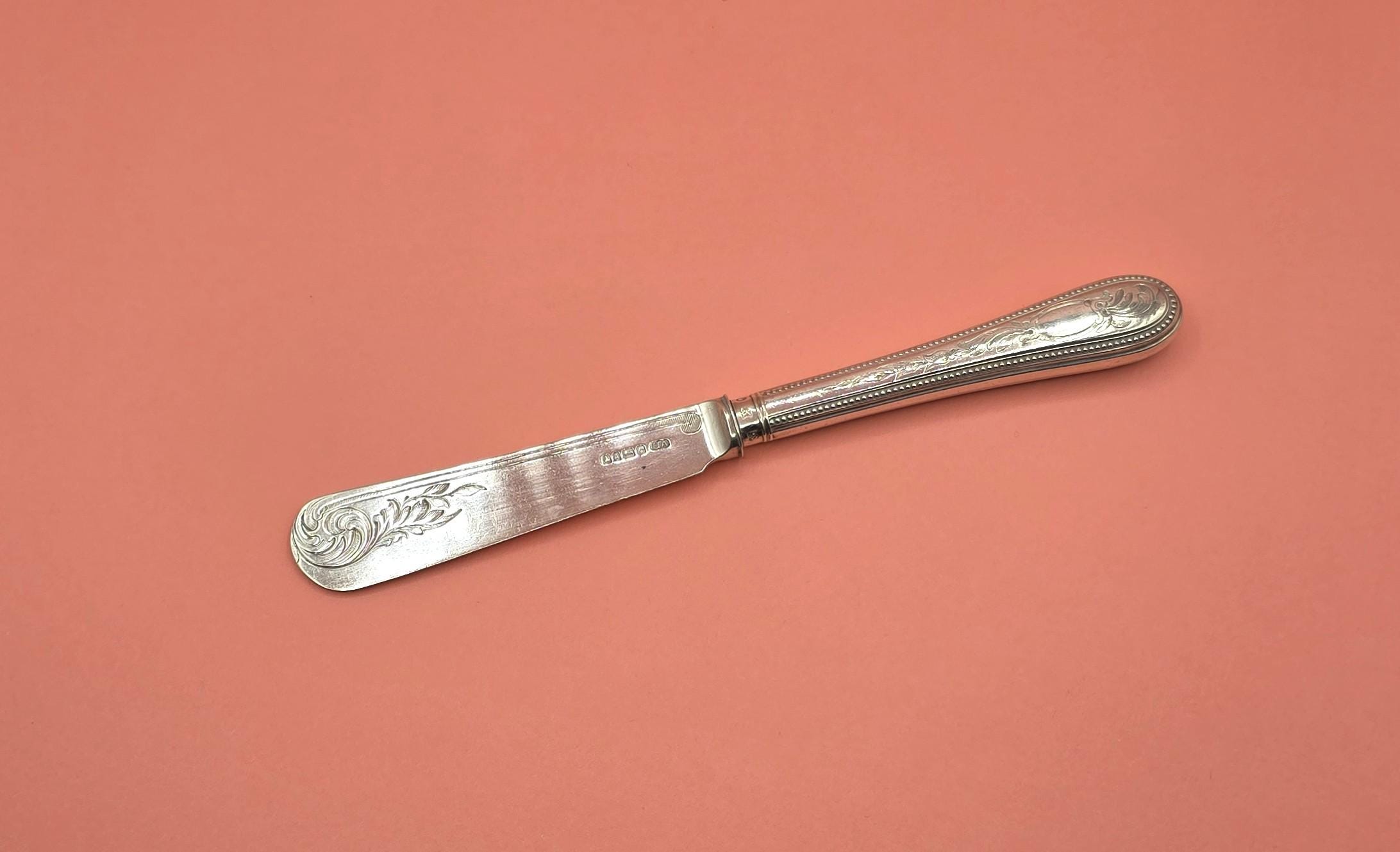 アンティーク ビクトリア朝 ホールマーク付き 純銀製 バターナイフ アンティーク ビクトリア朝 ホールマーク付き 純銀製 バターナイフ