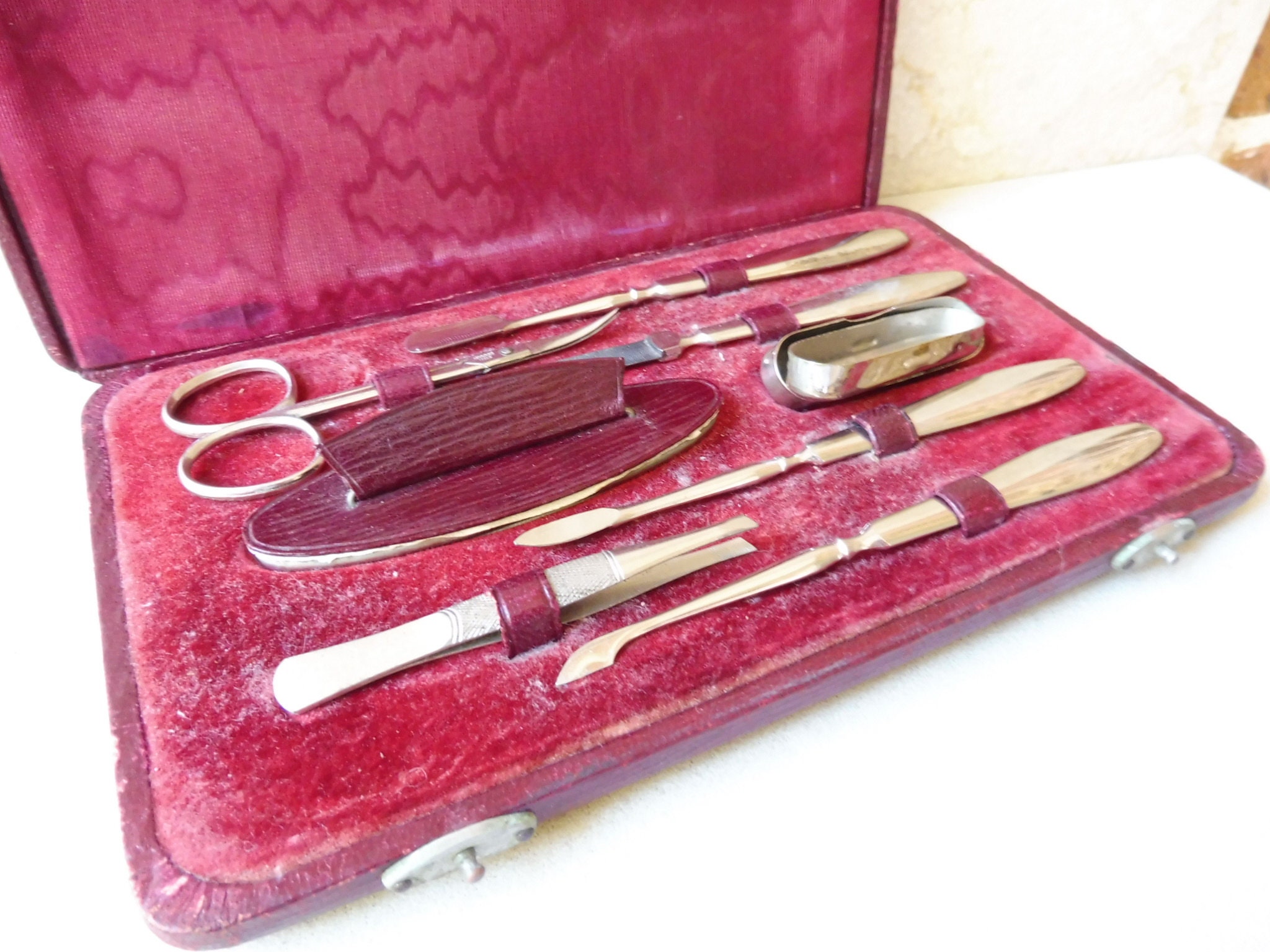 Adorable Vintage Mini Nail Kit for Travel or Purse, Red Leather Snap Purse Manicure  Kit With Mini Tools, Made in Germany E Maussner Solingen 