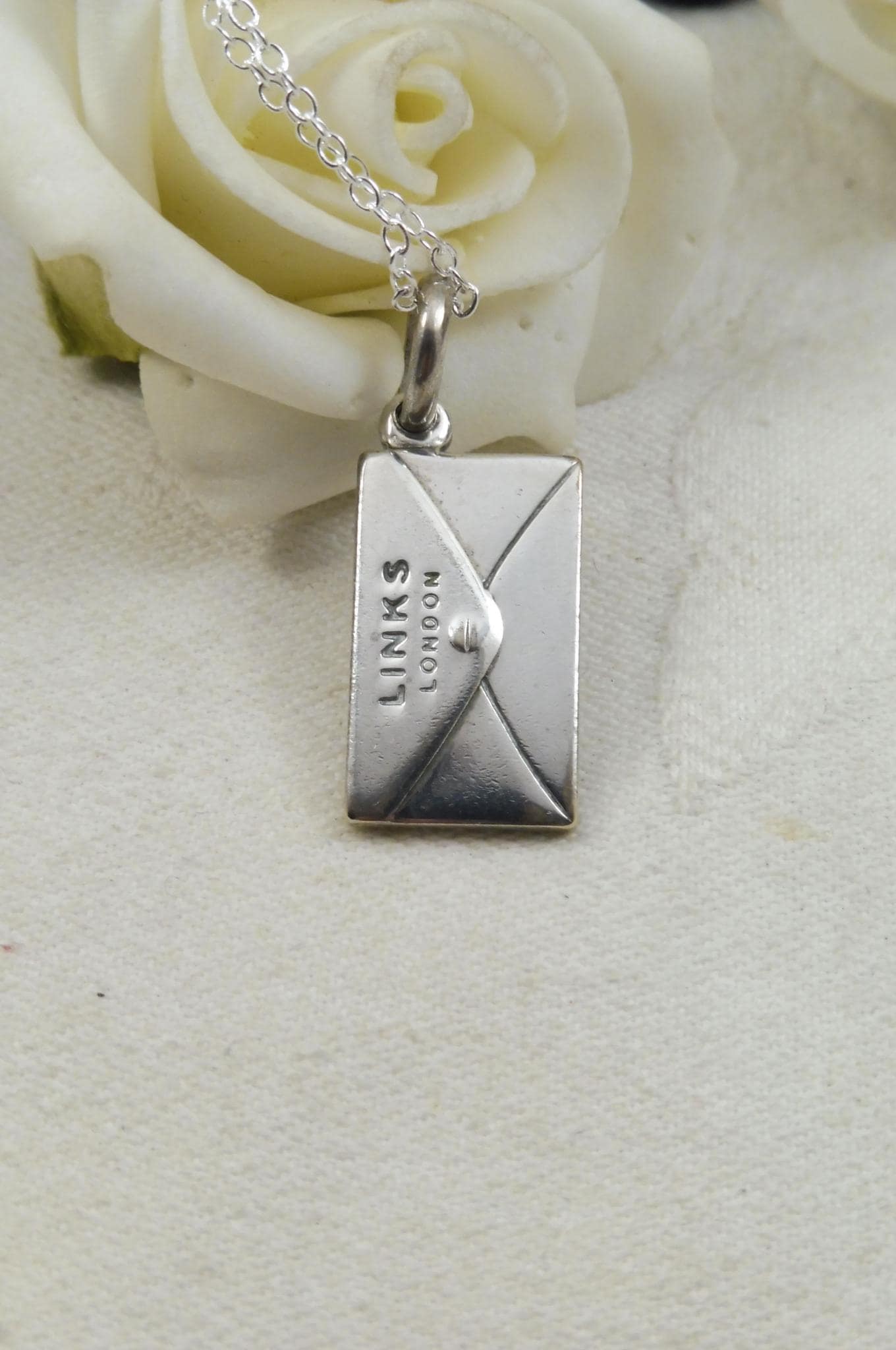 Links of london charms - Etsy 日本