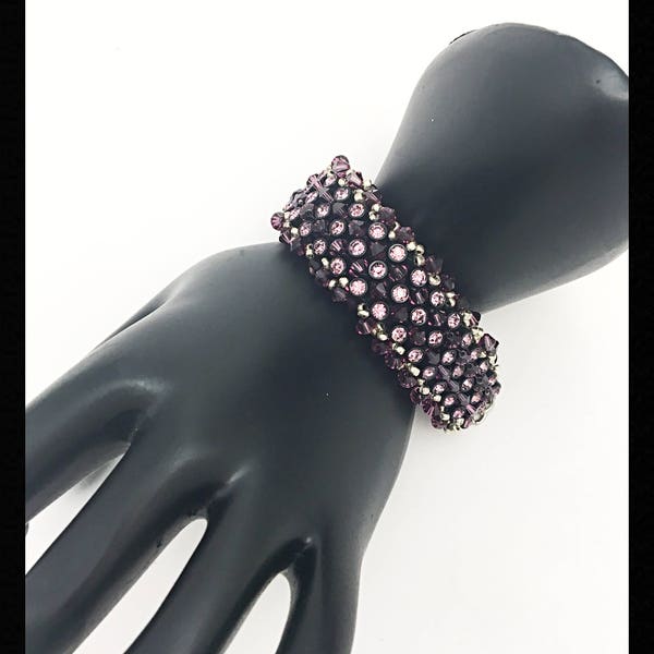 Bracelet violet, bracelet violet perlé, bracelet perlé violet argent noir, velours noir et bracelet swarovski violet