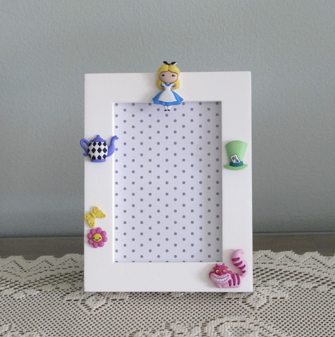 Alice on White 3.5 X 5 Picture Frame - Etsy