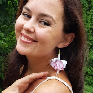Fuschia lightweight earrings - Long earrings - Aesthetic earrings dangle - Botanical earrings Floral fuschia flower earrings Unique earrings