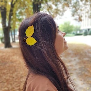 Fall hair clip - Yellow Fall leaf decor - gold leaves Autumn jewelry - Prom hair accessories - Wedding Guest Hair Accessories for Autumn