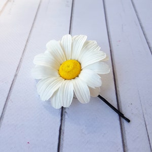 Big White Daisy Hair Pin Accessories Summer Wedding Daisy Flower Hairpin Camomile Hair Decoration Girls Floral Bridal Hair Accessories image 1