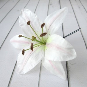 White Lily Hair pin Bride Large Hair Decoration Real Flower Bridal Flower Hair Accessories Wedding Bridesmaid Flower Floral Accessories image 1