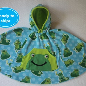 Ships Next Day || Green Frog Car Seat Poncho || Car Seat Poncho Toddler | Car Seat Cape || Car Seat Coat || Carseat Poncho | Carseat Coat