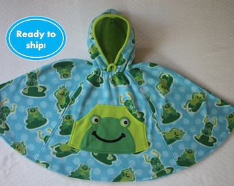 Ships Next Day || Green Frog Car Seat Poncho || Car Seat Poncho Toddler | Car Seat Cape || Car Seat Coat || Carseat Poncho | Carseat Coat