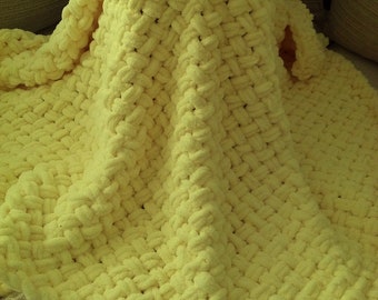 Baby Afghan Blanket, Soft Yellow Blanket, Throw Blanket, Finger knitted Blanket, Baby Blanket, Handmade